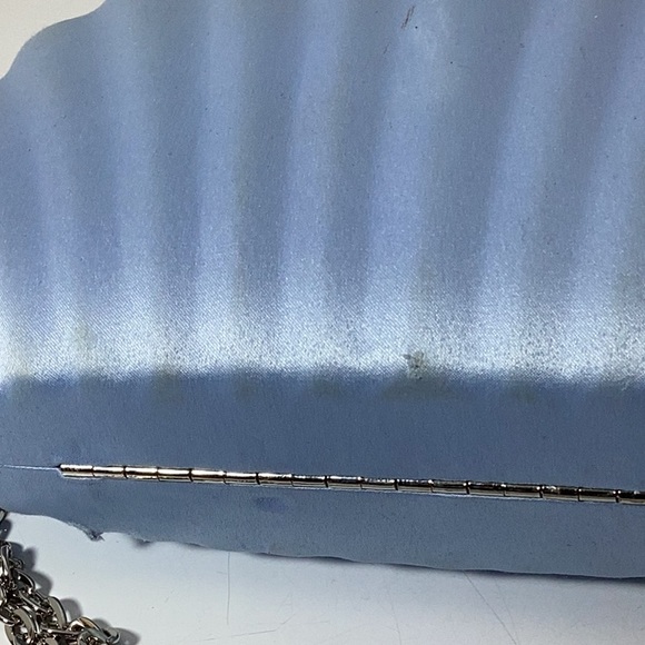 INC INTERNATIONAL CONCEPTS
Seashell Minaudiere Satin Crossbody, - Picture 7 of 8